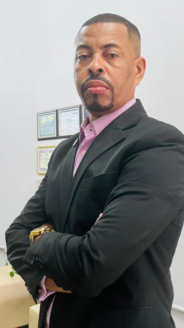 Rosailton Soares, advogado criminalista